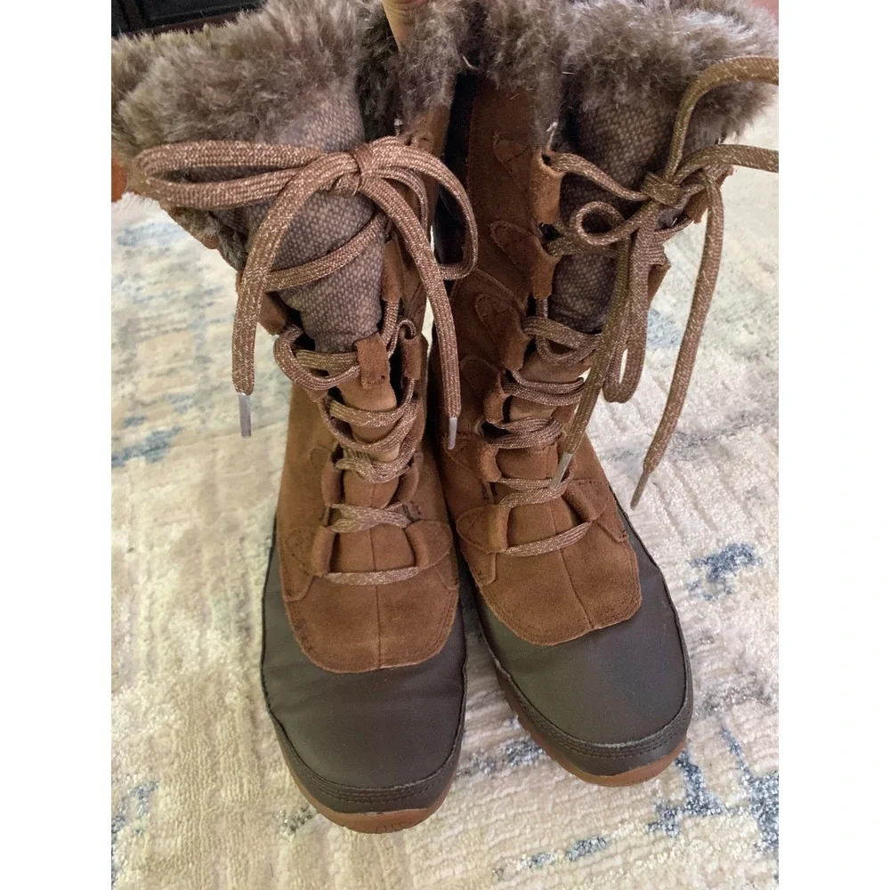 The North Face Shellista Lace Luxe Waterproof Winter Boots Brown Suede Women 6.5